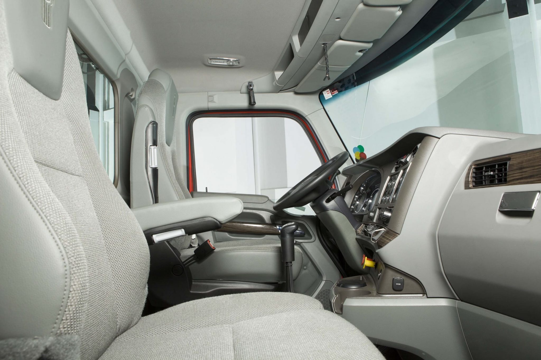 Kenworth T880